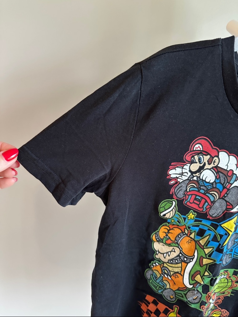 Bundle of 2 Mario Short Sleeve T-Shirts Size Small - Picture 4 of 16